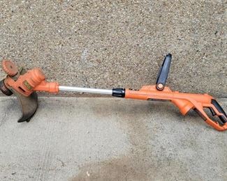 Black & Decker 14in Weedeater