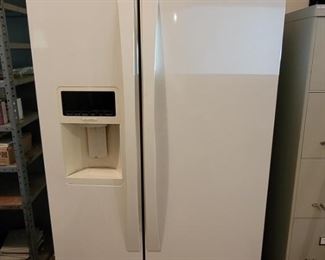 Kenmore Elite Side-by-Side Refrigerator in Biscuit
