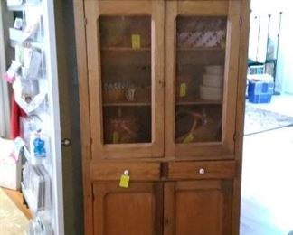 Country cabinet/pie safe with metal rooster figure, Longaberger baskets inside