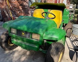 John Deere Gator - 4x2 w/dump bed