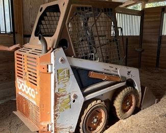 Bobcat 450 gas motor w/469 hours - Bids will be accepted until 3pm on Friday