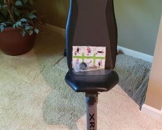 Gold's gym workout bench