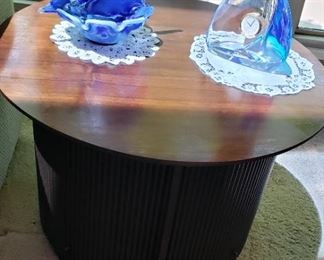 Lane drum table, Hoya sailboat, Mexican glass