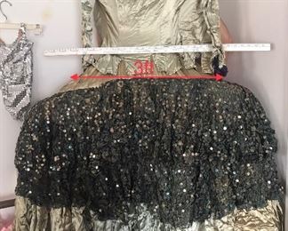 Elizabethan dress… 3ft across