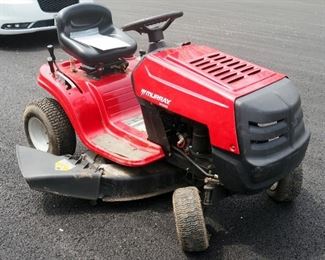 Murray Gas Powered Riding Lawn Mower, Model M12538, 38" Deck, Includes Manual And Extra Key