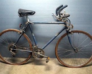 Road Master 26" Men's 10-Speed Touring Bike