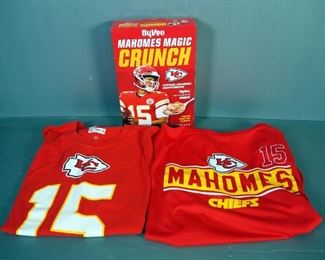 Kansas City Chiefs Mahomes Crunch Cereal Sealed And Mahomes #15 T-Shirts Qty 2 Size L, One Poly One Cotton