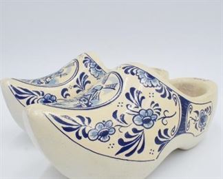 Junora Dutch Clogs