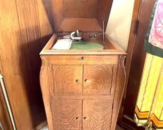Victor talking machine 1920's
