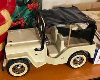 Vintage Tonka Jeep