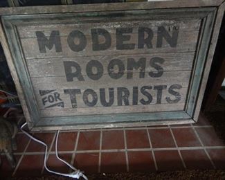 Vintage Hotel sign