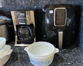 Mr Coffee and Air Fryer