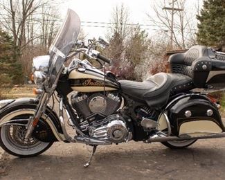 D80 0410 Indian Motorcycle