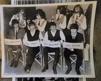THE BEATLES PHOTO