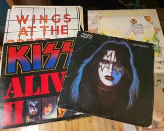 Wings, Kiss Records