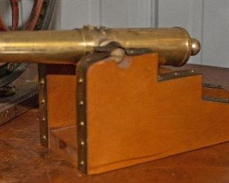 D80 0513 crop small canon