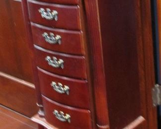 jewelry chest