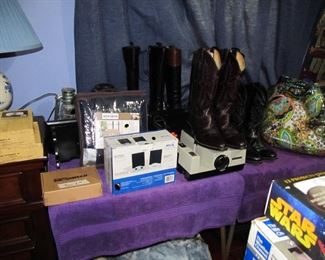 Nice quality men's and ladies leather boots.