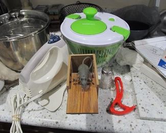 Kitchen appliances plus mouse that jumps out of a box. that thing could give someone a heart attach.