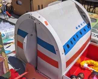 Barbie's Friend ship