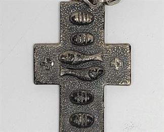 Loaves and fishes cross