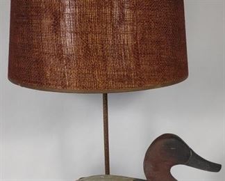 Jess Urie Canvasback Decoy Table Lamp (Works)	