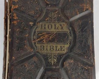 Late 1800s Family Holy Bible w/ Tintypes	
