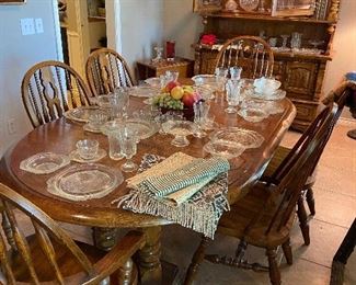 Dining Room Table with Leaf and Six Chairs