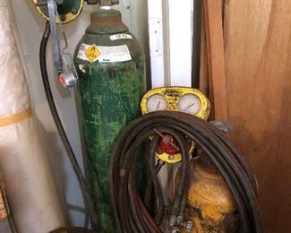 Welding Kits and Oxygen Tanks
