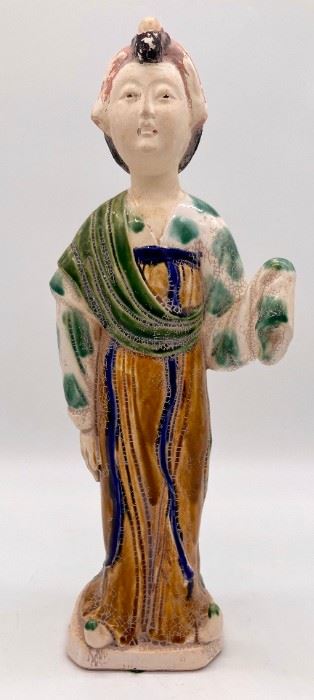 Vintage Asian figurine lady in robe