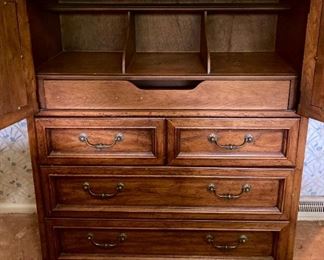 Vintage Drexel chest of drawers