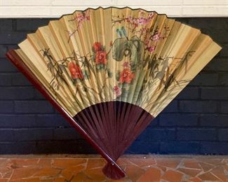 Vintage Asian hand fan - large