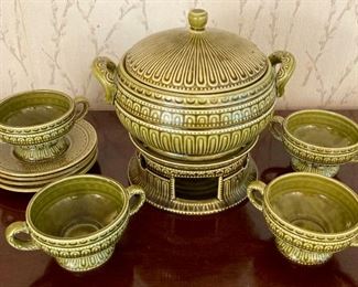 Mid-century soup tureen with bowls and saucers - made in Japan