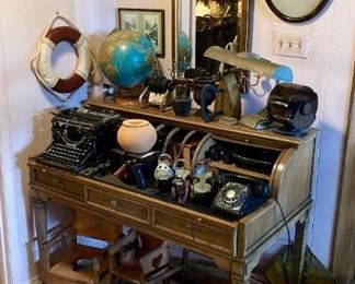 Vintage Thomasville Furniture desk
