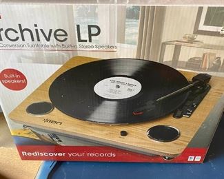 G015 Ion Digital Turntable