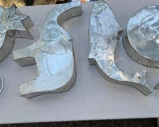 G035 DesertCooking Tins or Molds