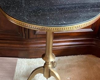 Lr083 Round Table With Marble Top