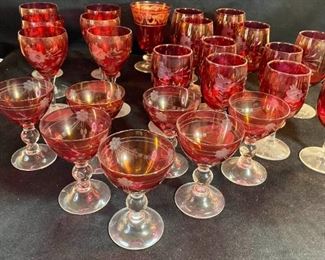 Lr084 Vintage Red Etched Glassware