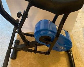 Lr085 Hammacher Schlemmer The Compact Core Exerciser