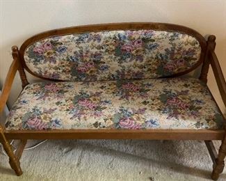 MB002 Upholstered Bench