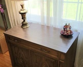 Saginaw Expand-O-Matic  Table