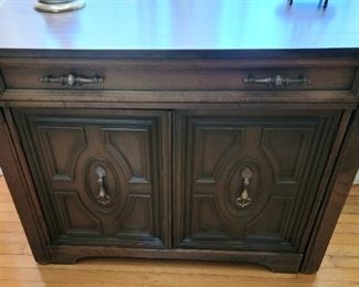 Saginaw  Expand-O-Maric Table