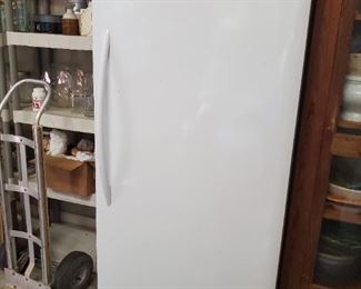 Very very very nice stand up freezer.
