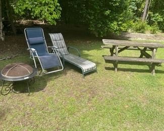 FURNITURE 50% Off
EVERYTHING ELSE 75% OFF