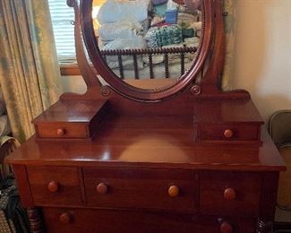 $480/Available for pre-sale! Beautiful  dresser with mirror and intricate detail. Part of a 5-piece, full sized bed set. Made by Davis Cabinet Company/Nashville. 

Call/Text to 615-854-8535 if interested. 