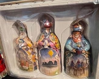Jim Shore Christmas collectibles 