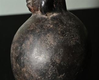 Chimu blackware zoomorphic vessel