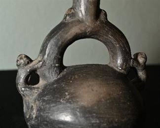 Pre-Columbian blackware Chimu stirrup monkey vessel