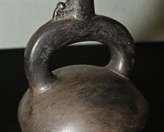 Pre-Columbian Chimu blackware stirrup vessel