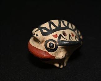Pre-columbian Nicoya frog whistle-polychrome.
